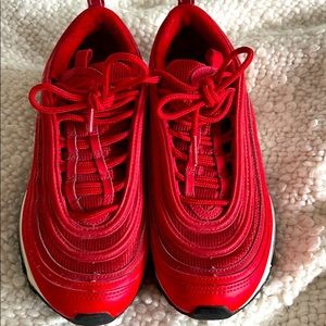 Red Nike 97s, 7-7.5W